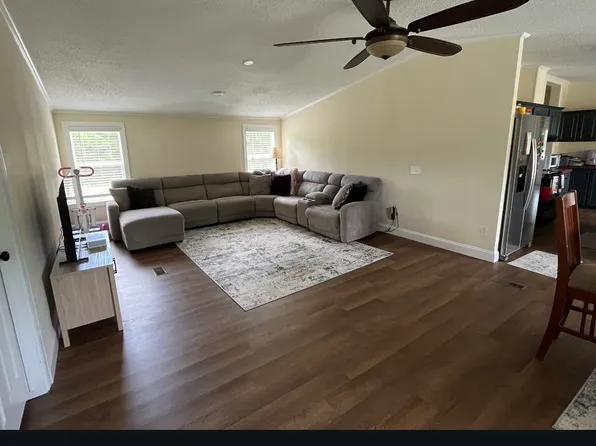 4516 Sugar Maple Rd, Oxford, NC 27565