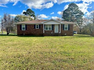 105 Simpson Ln, Hopkinsville, KY 42240