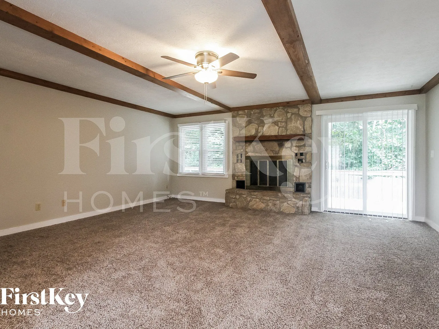 3 bed, 2.0 bath, 1443 sqft, $2,750 — Photo 2