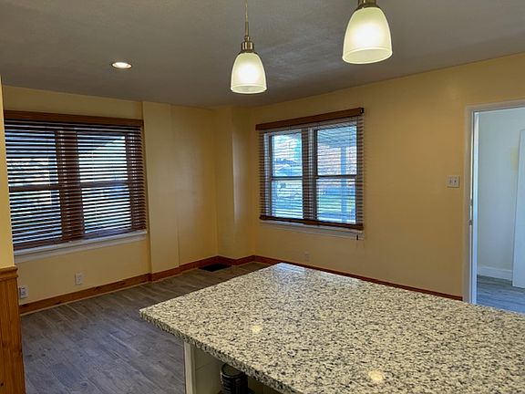 4th image of 528 E Elm Ave APT 2