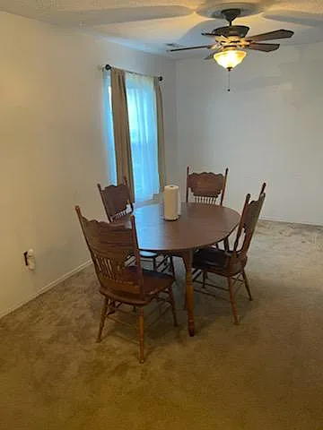 3 bed, 1.5 bath, 1280 sqft, $1,900 — Photo 4