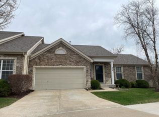 116 Baxter Commons Dr, Ballwin, MO 63011