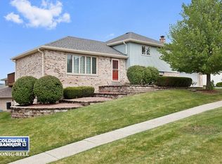 1031 Lenox St, Lemont, IL