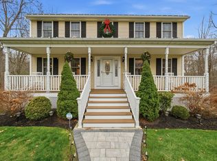 51 Melim Dr, Tewksbury, MA 01876
