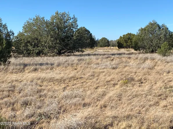 3161 W Ridgeview Dr, Ash Fork, AZ 86320