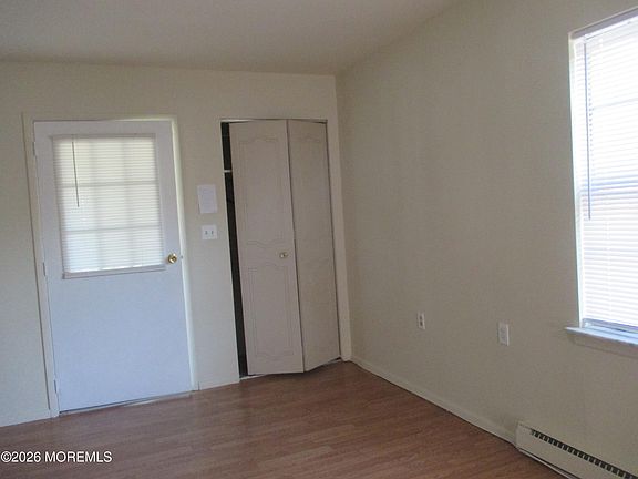 5th image of 829A Balmoral Ct #1001