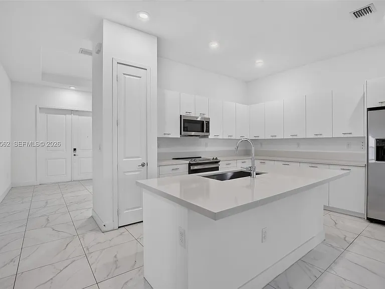 4574 SW 173rd Ave — Photo 12