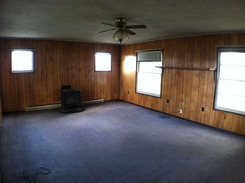 2nd image of 646 S Gallatin Rd