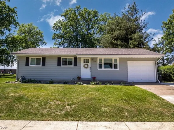1210 Sanford St, Vermilion, OH 44089