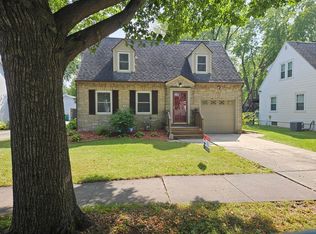 1332 Emilie St, Green Bay, WI 54301