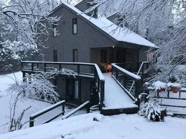 5800 Deblyn Ave, Raleigh, NC 27612