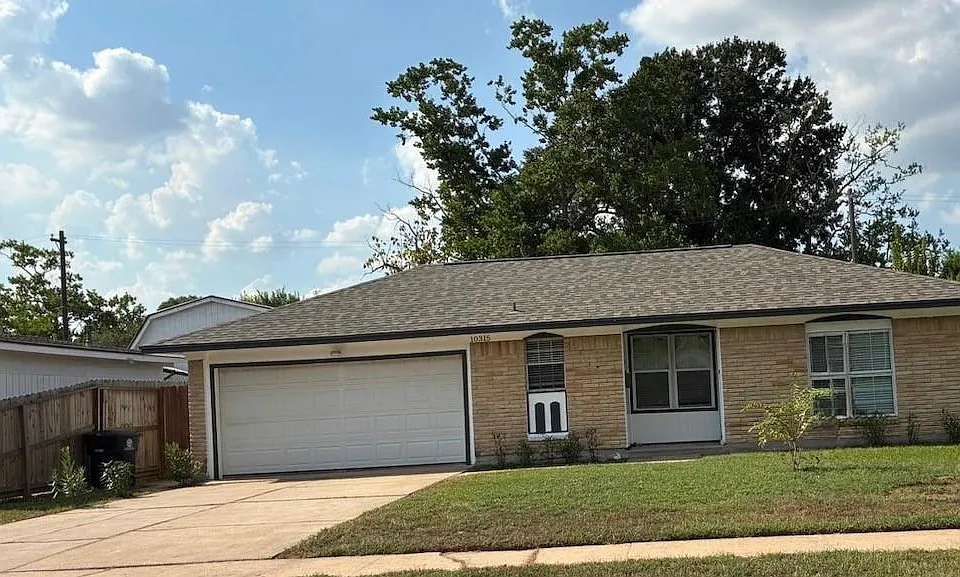 10315 Carthage Dr