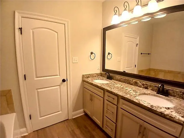445 Tiger Ave — Photo 13