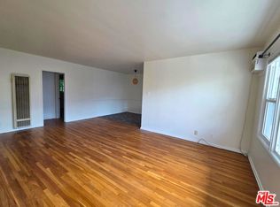 7621 Hampton Ave #203, Los Angeles, CA 90046