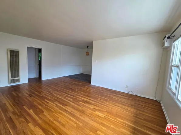 7621 Hampton Ave #203, Los Angeles, CA 90046