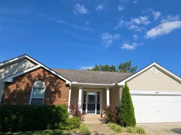 1218 Saddlemaker Dr, Saint Charles, MO 63304