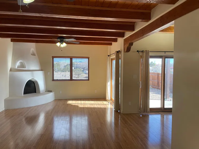 2600 W Zia Rd #V2 — Photo 3
