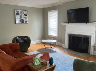 371 Neff Rd #1, Grosse Pointe, MI 48230