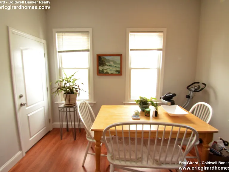 194 Marion St #1 — Photo 9