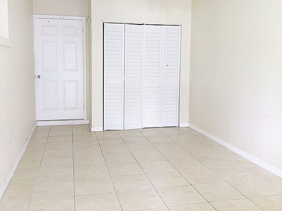 2nd image of 3447 Dahlia Pl APT A
