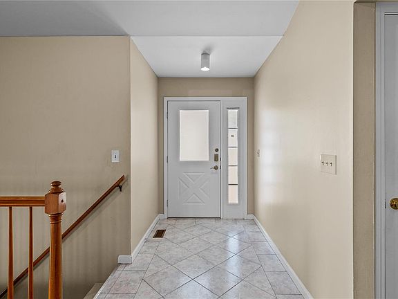 3rd image of 12942 Polo Parc Dr