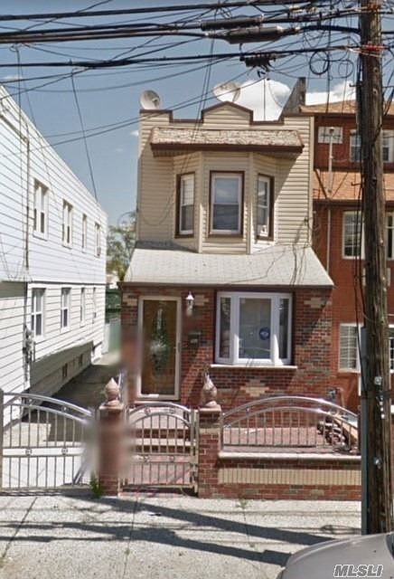 1st image of 1557 E 94th St