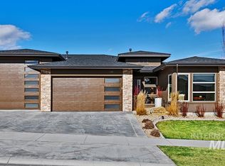 590 E Radiant Ridge St, Meridian, ID 83642