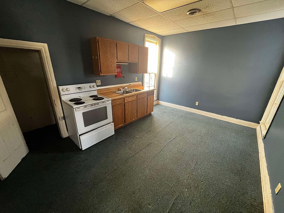 1st image of 229 S Franklin Ave #1/2