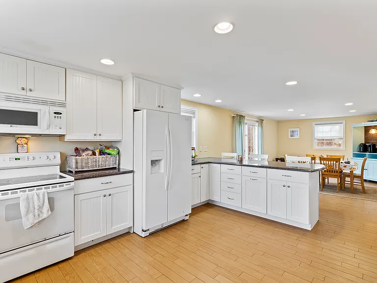 60 Merrifield Ct — Photo 6
