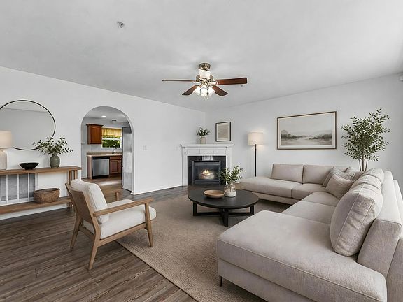 3rd image of 3000 Canterbury Dr