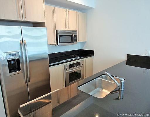 4th image of 1111 SW 1st Ave APT 1422N