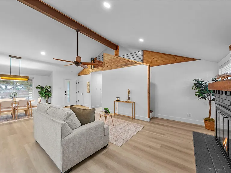 7041 Freemont St — Photo 12