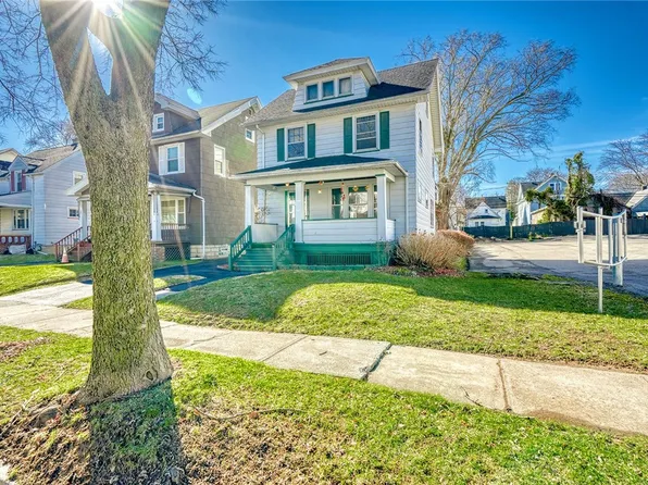 115 Barberry Ter, Rochester, NY 14621