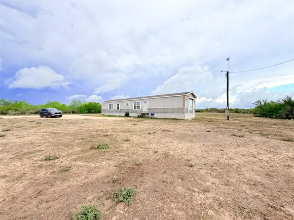 155 County Road 3032, Orange Grove, TX 78372