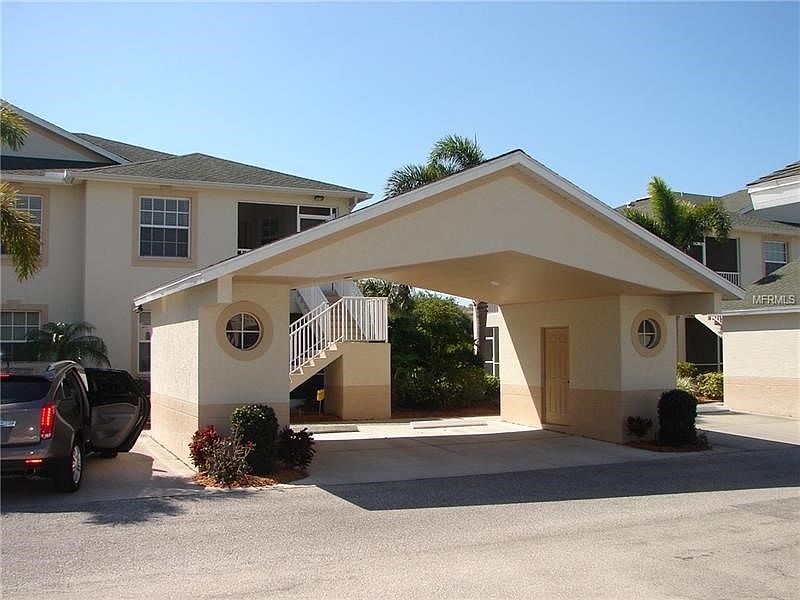 Your condo has assigned covered parking space and storage closet.