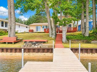 2830 Cherry Grove St, Harrison, MI 48625