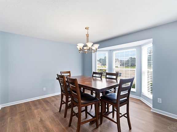 5th image of 1105 Armitage Ct