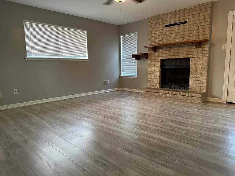 11318 Woodway Creek Dr — Photo 12