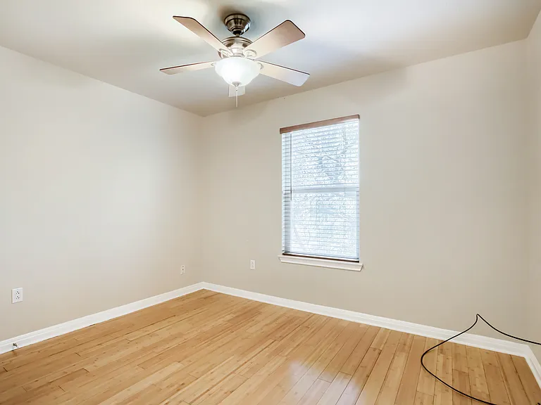 15314 Oklahoma St — Photo 10