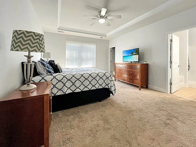 4809 Pitkin Ave — Photo 12