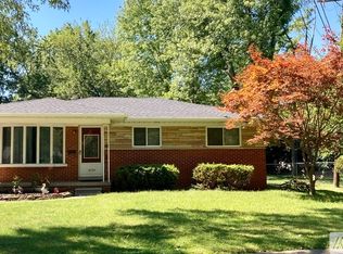 4550 Universal St, Dearborn Heights, MI