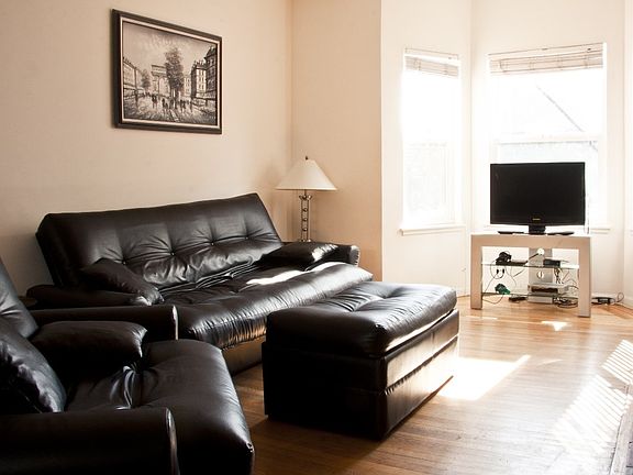 3rd image of 6122 Geary Blvd