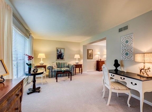 3rd image of 6277 Councilridge Ct