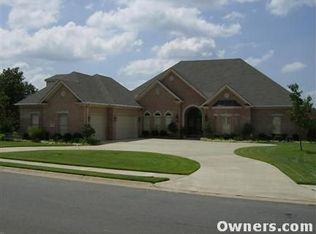 15 Waters Edge Dr, Cabot, AR 72023