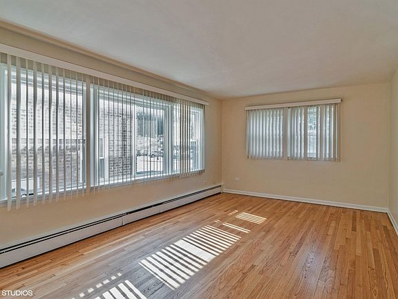 4th image of 8910 Grand Ave #1S