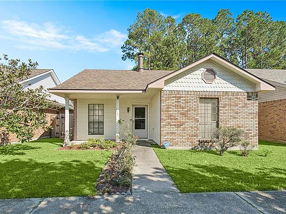 2nd image of 1117 Rose Meadow Loop