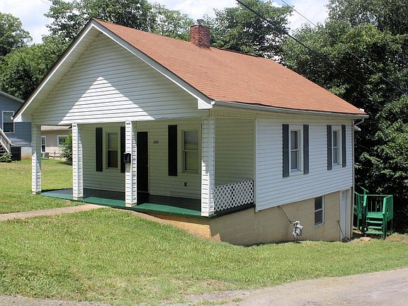 2nd image of 205 N G St