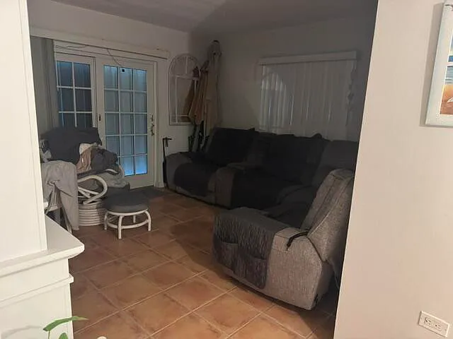 2 bed, 2.0 bath, 860 sqft, $2,500 — Photo 4