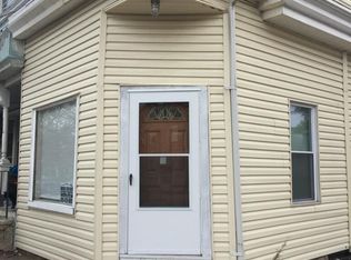 773 Chambers St, Trenton, NJ 08611
