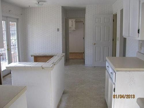 4th image of 5404 Tomahawk Cir